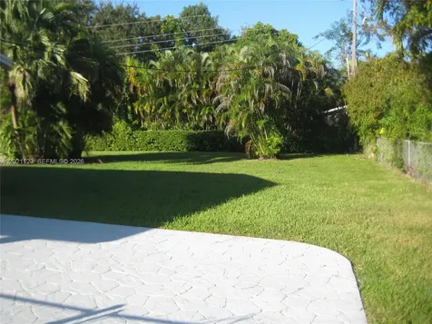 13220 SW 99th Place Miami FL 33176