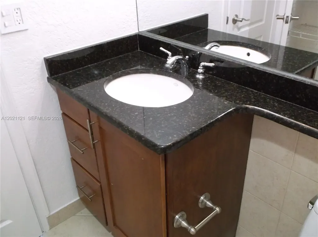 2900 NE 30th Street Fort Lauderdale FL 33306
