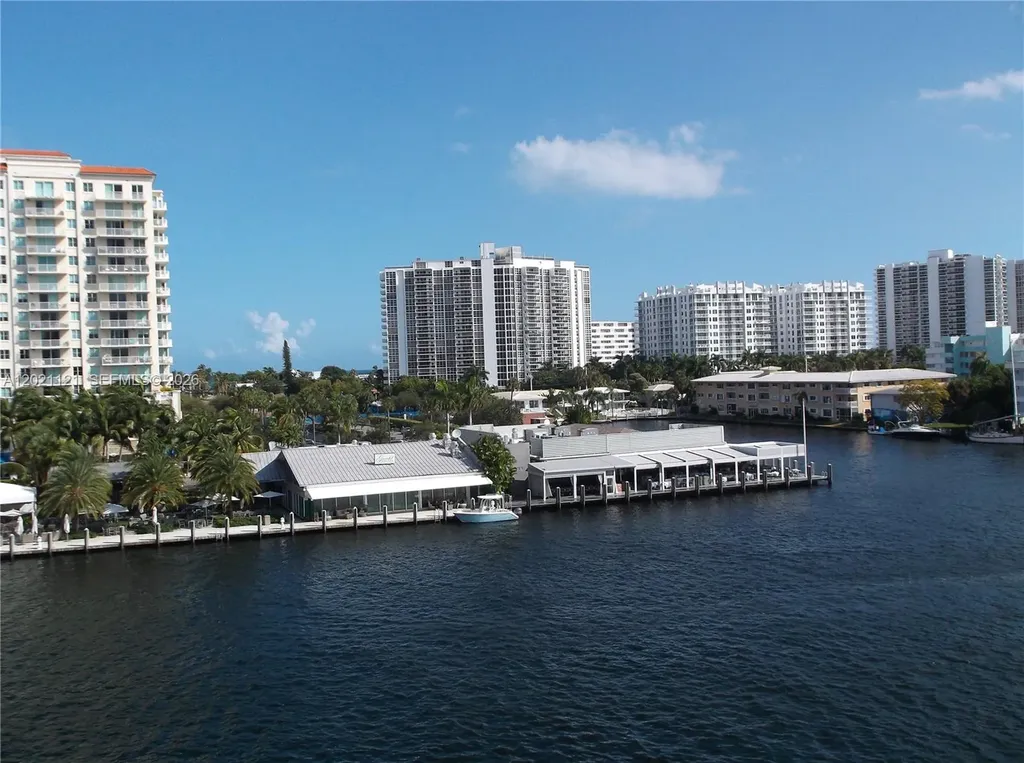 2900 NE 30th Street Fort Lauderdale FL 33306