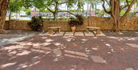 1 Alhambra Circle Coral Gables FL 33134
