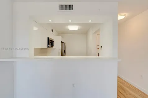 1 Alhambra Circle Coral Gables FL 33134