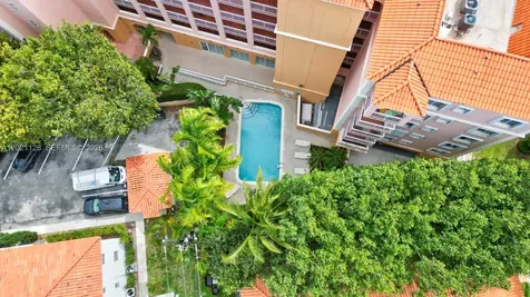 1 Alhambra Circle Coral Gables FL 33134
