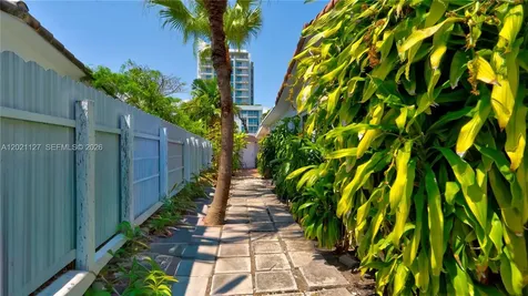 3611 SW 23rd Street Miami FL 33145