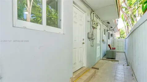 3611 SW 23rd Street Miami FL 33145