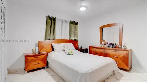 3611 SW 23rd Street Miami FL 33145