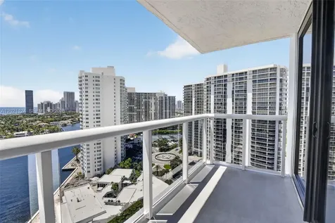 20515 E Country Club Drive Aventura FL 33180