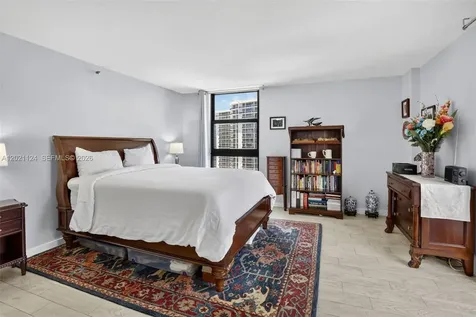 20515 E Country Club Drive Aventura FL 33180