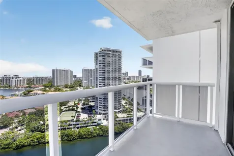 20515 E Country Club Drive Aventura FL 33180