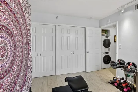 20515 E Country Club Drive Aventura FL 33180