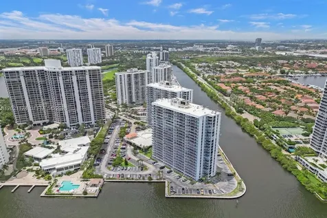 20515 E Country Club Drive Aventura FL 33180