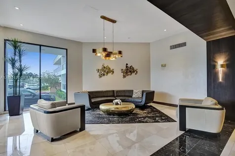 20515 E Country Club Drive Aventura FL 33180