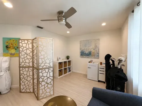 2616 Oakbrook Court Weston FL 33332