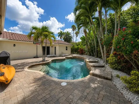 2616 Oakbrook Court Weston FL 33332