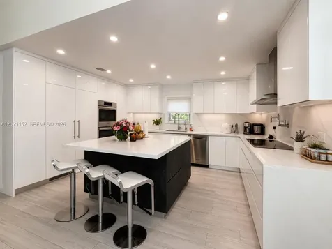 2616 Oakbrook Court Weston FL 33332