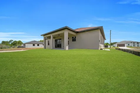 3115 2nd Street SW Lehigh Acres FL 33976