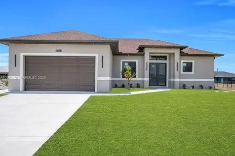 3115 2nd Street SW Lehigh Acres FL 33976