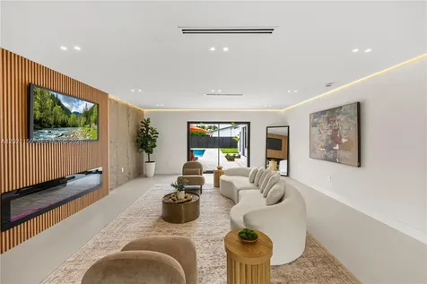9261 SW 80th Terrace Miami FL 33173