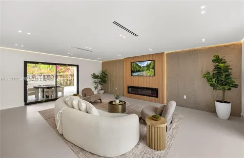 9261 SW 80th Terrace Miami FL 33173