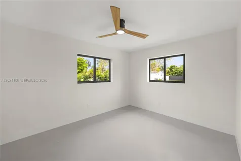 9261 SW 80th Terrace Miami FL 33173