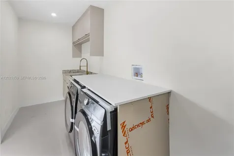 9261 SW 80th Terrace Miami FL 33173