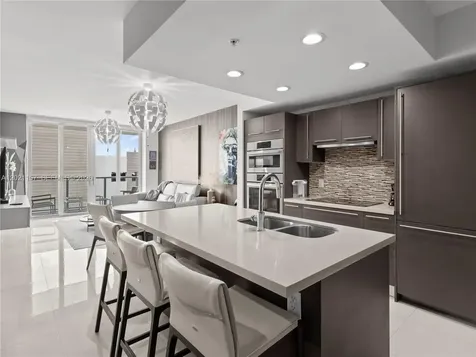 7825 NW 107th Avenue Doral FL 33178