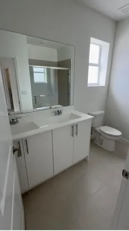 1063 SE 2nd Terrace Homestead FL 33034