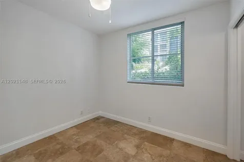 325 Meridian Avenue Miami Beach FL 33139