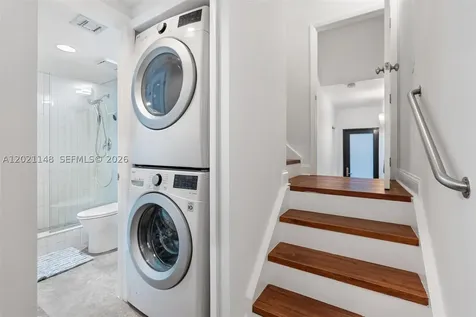 325 Meridian Avenue Miami Beach FL 33139
