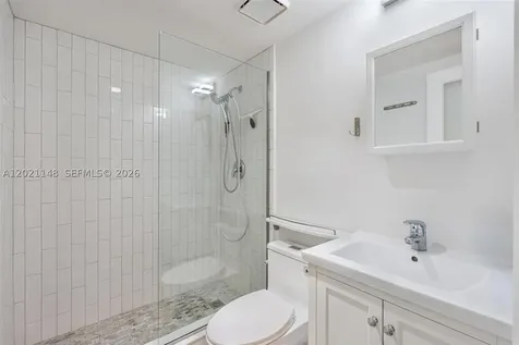 325 Meridian Avenue Miami Beach FL 33139