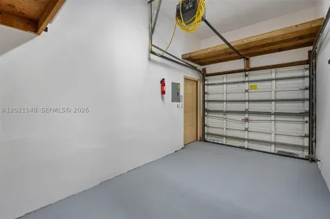 325 Meridian Avenue Miami Beach FL 33139