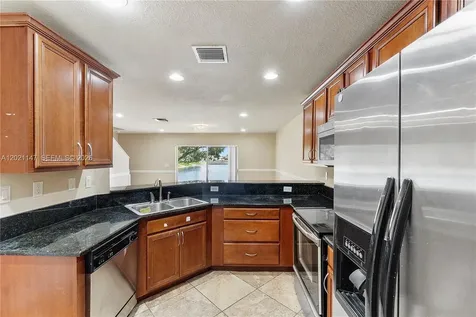 5930 Abbey Road Tamarac FL 33321