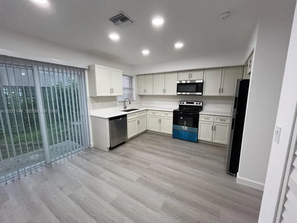 11461 NW 43rd Street Coral Springs FL 33065