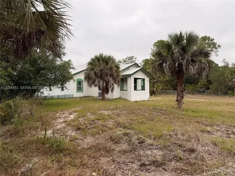 680 S Jinete Street Clewiston FL 33440