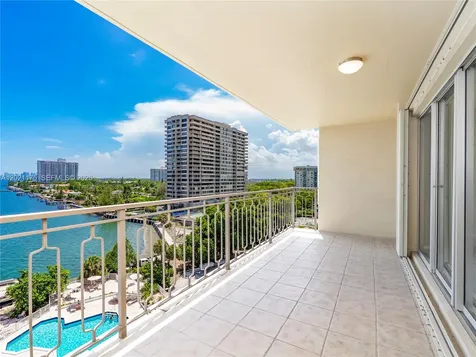 11111 Biscayne Boulevard Miami FL 33181