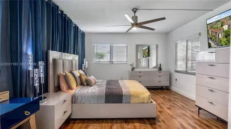 1601 SW 128th Terrace Pembroke Pines FL 33027
