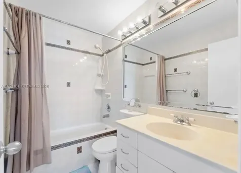 4550 SW 68th Ct Circle Miami FL 33155