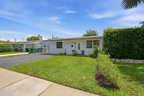 4966 SW 93rd Avenue Cooper City FL 33328