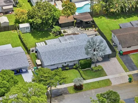 4966 SW 93rd Avenue Cooper City FL 33328