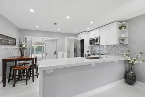 4966 SW 93rd Avenue Cooper City FL 33328