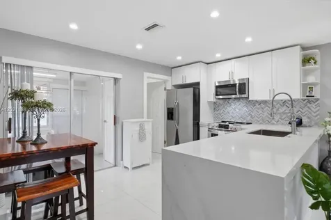 4966 SW 93rd Avenue Cooper City FL 33328