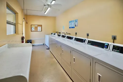 251 Berkley Road Hollywood FL 33024