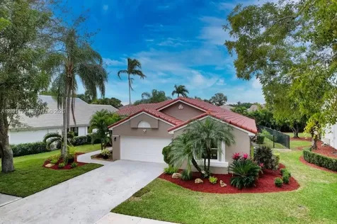 814 Heron Road Weston FL 33326