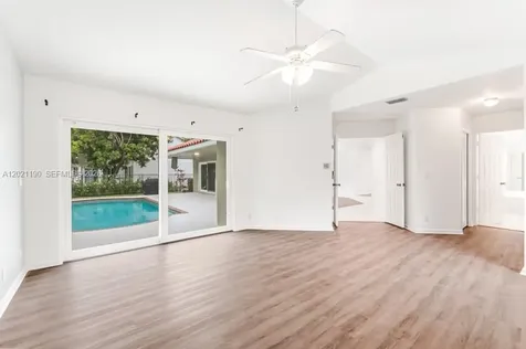 814 Heron Road Weston FL 33326