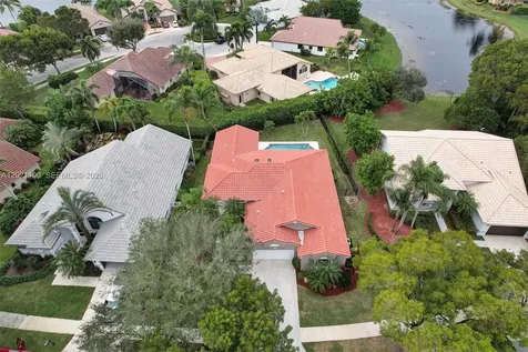 814 Heron Road Weston FL 33326