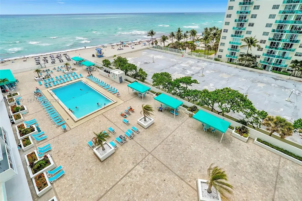 3725 S Ocean Drive Hollywood FL 33019