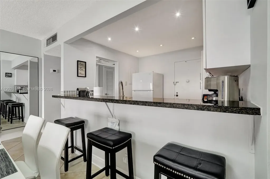 3725 S Ocean Drive Hollywood FL 33019