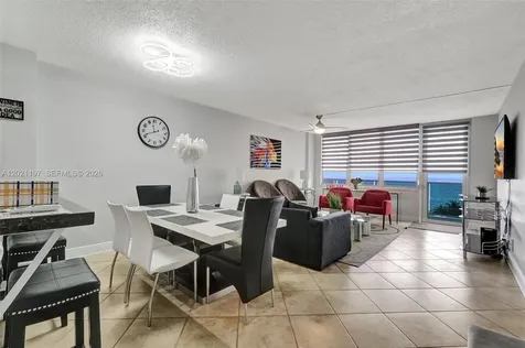 3725 S Ocean Drive Hollywood FL 33019