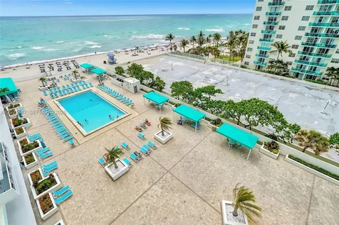 3725 S Ocean Drive Hollywood FL 33019