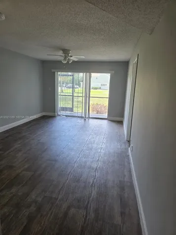 8060 N Colony Circle N Tamarac FL 33321