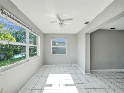 8550 NW 27th Place Sunrise FL 33322